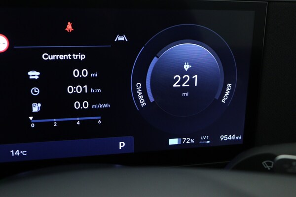 Used Hyundai IONIQ 5 2024 for sale - 76302430: Photo 26