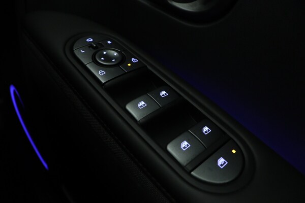 Used Hyundai IONIQ 5 2024 for sale - 76302430: Photo 27