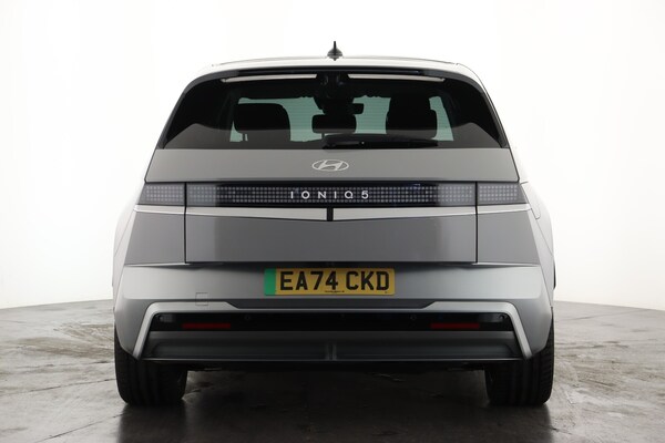 Used Hyundai IONIQ 5 2024 for sale - 76302430: Photo 2