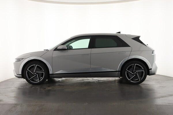 Used Hyundai IONIQ 5 2024 for sale - 76302430: Photo 8