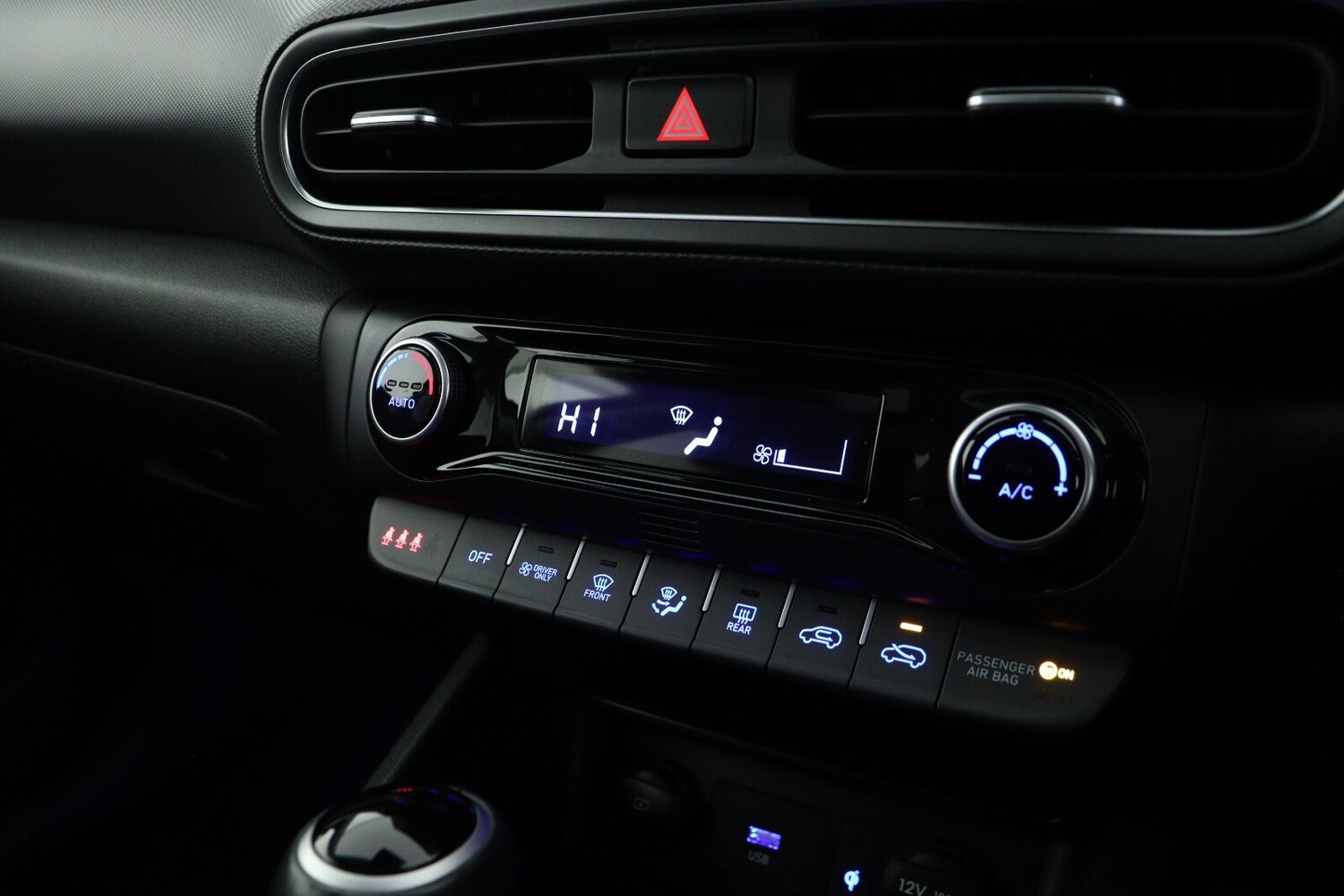 Used Hyundai KONA 2022 for sale - 76872910: Photo 17