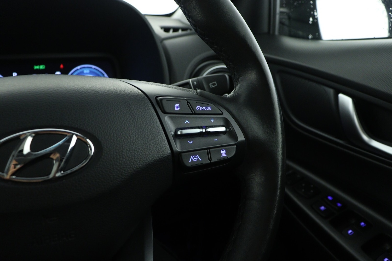 Used Hyundai KONA 2022 for sale - 76872910: Photo 23