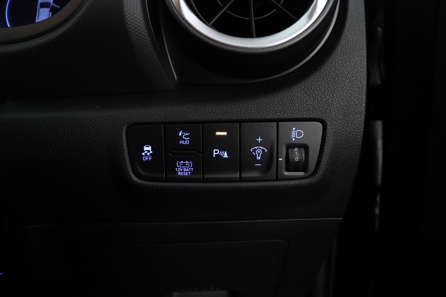 Used Hyundai KONA 2022 for sale - 76872910: Photo 24