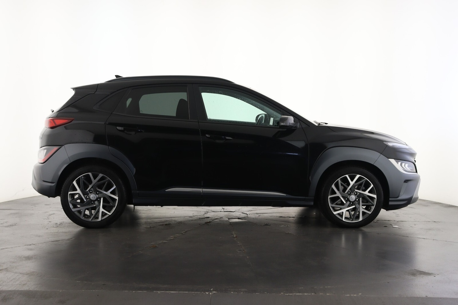 Used Hyundai KONA 2022 for sale - 76872910: Photo 5