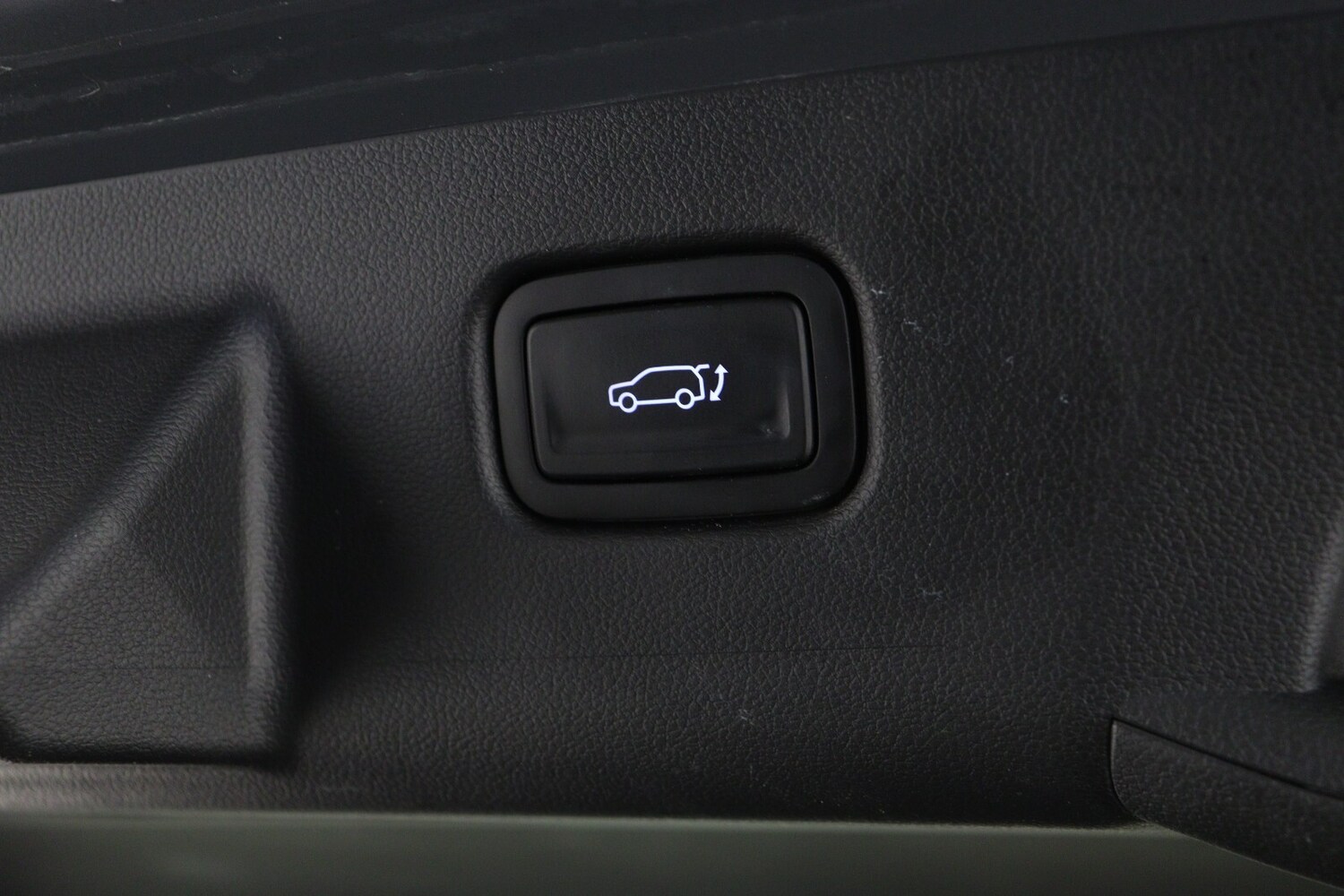 Used Hyundai KONA 2024 for sale - 77640708: Photo 11