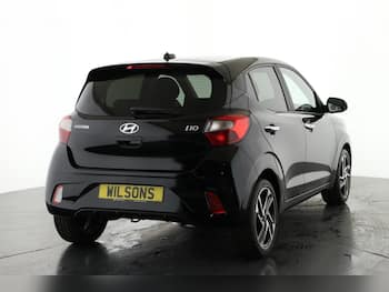 Used Hyundai i10 2023 for sale - 79751636: Photo