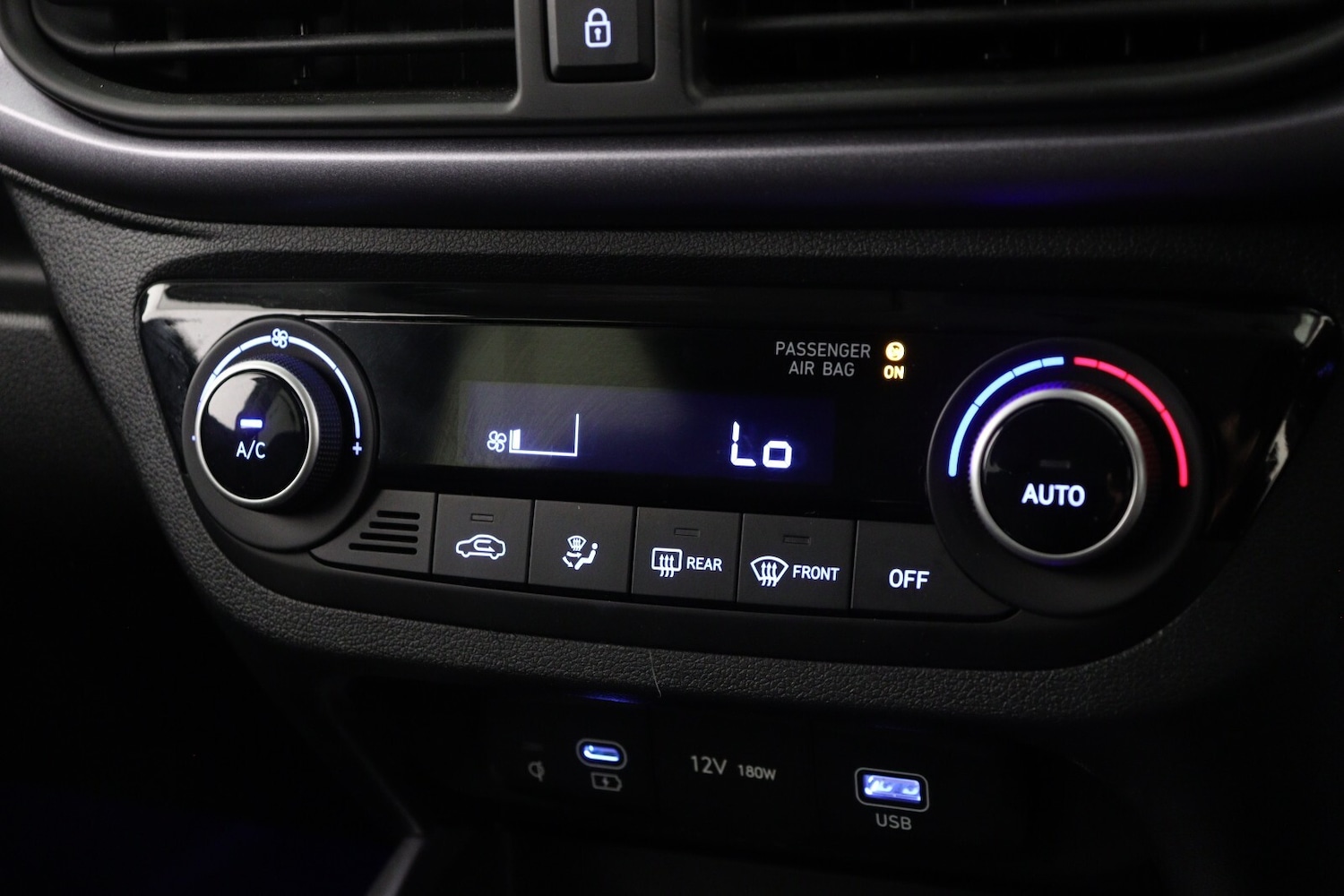 Used Hyundai i10 2024 for sale - 76652684: Photo 20