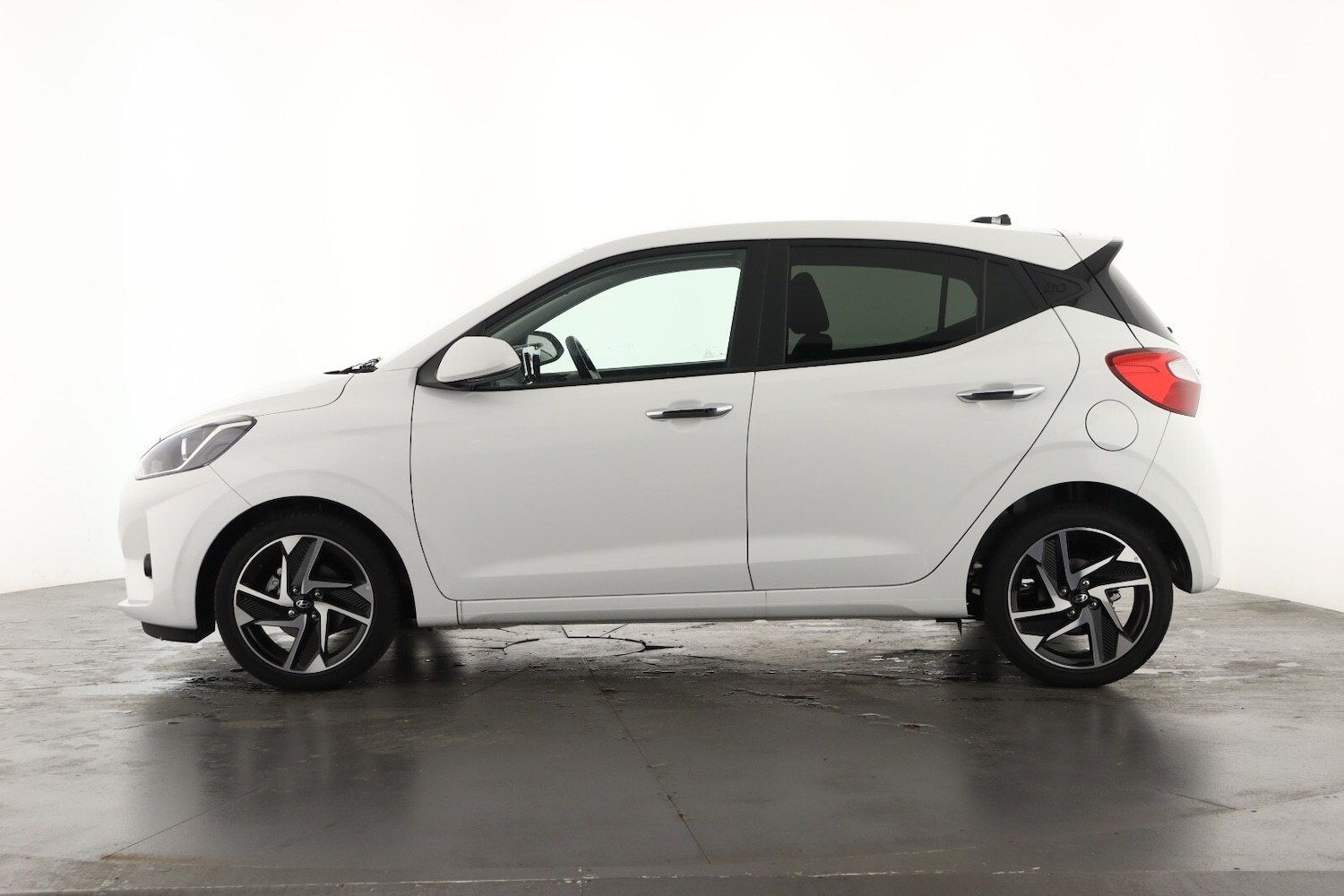 Used Hyundai i10 2025 for sale - 76104283: Photo 8