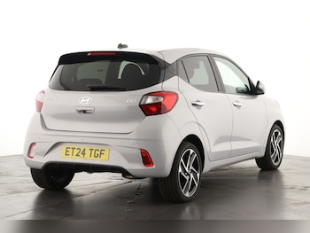 Used Hyundai i10 2024 for sale - 76328301: Photo