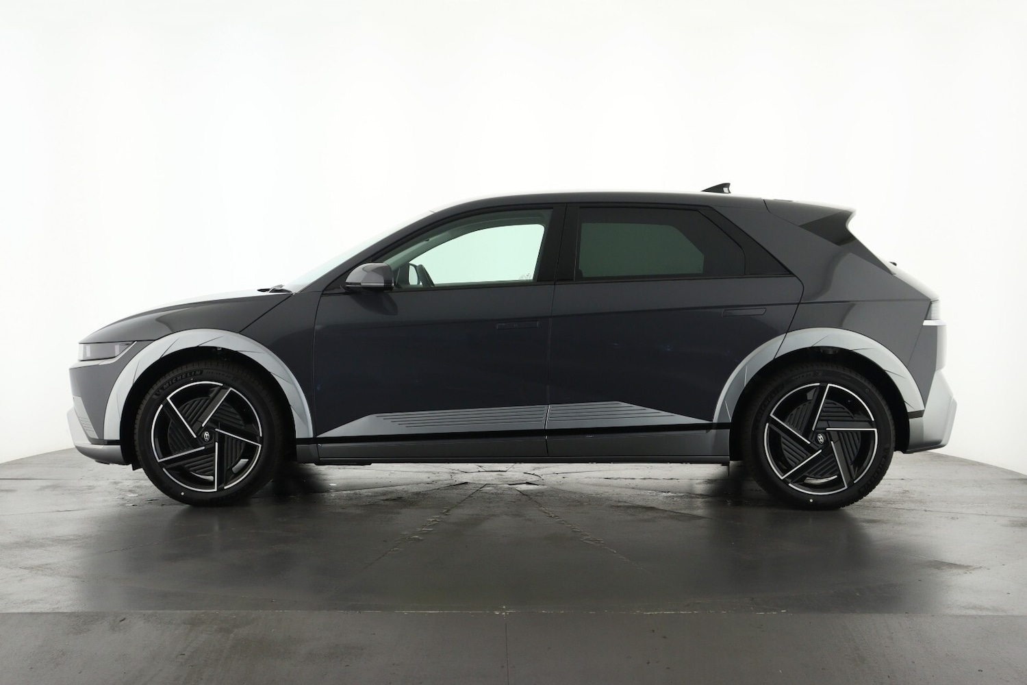 Used Hyundai IONIQ 5 2025 for sale - 76154696: Photo 7