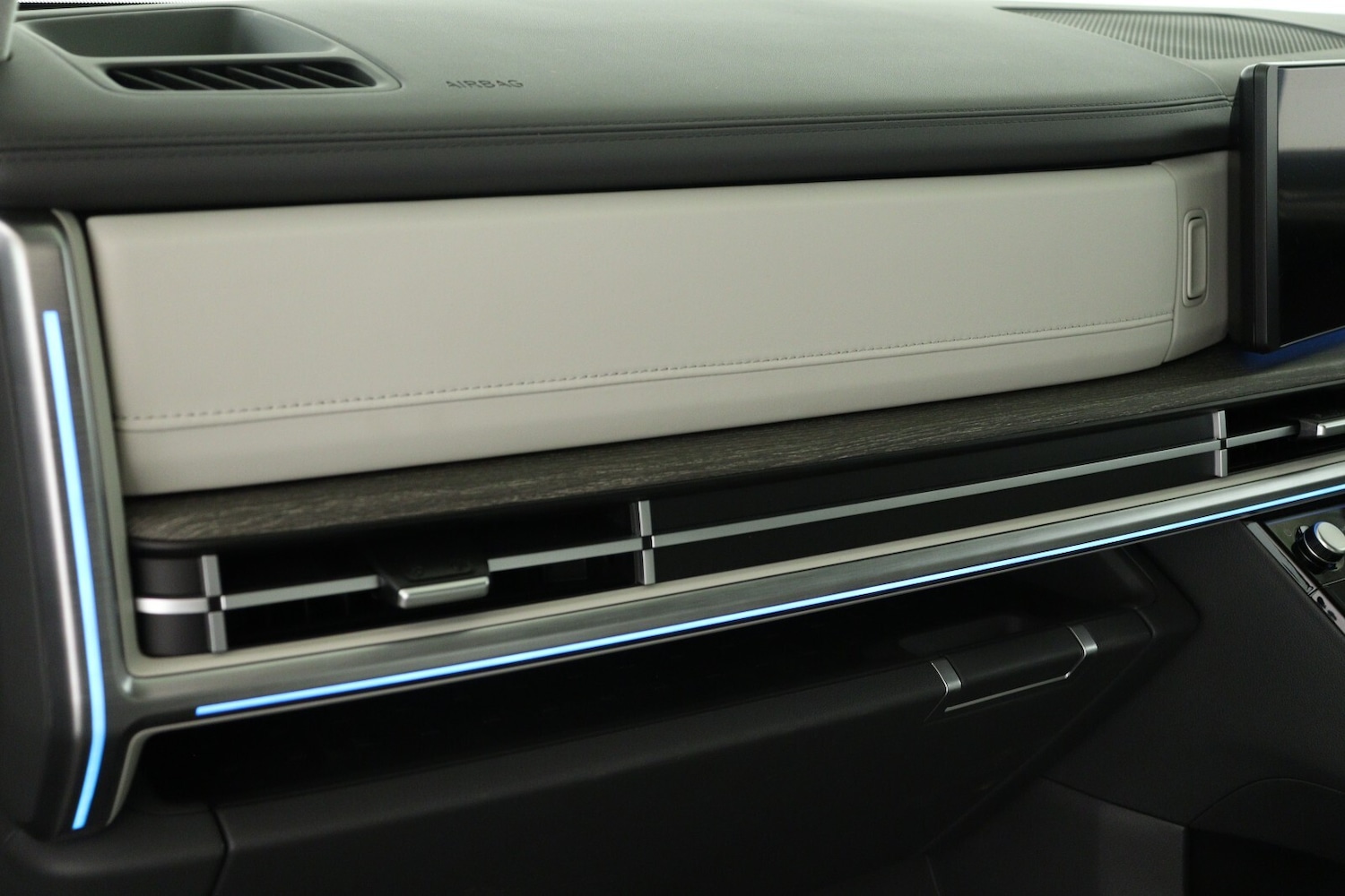 Used Hyundai Santa Fe 2025 for sale - 76872907: Photo 16