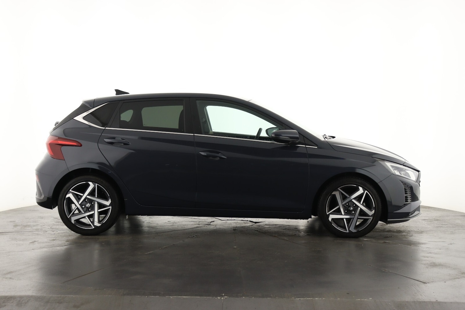 Used Hyundai i20 2024 for sale - 76871120: Photo 5