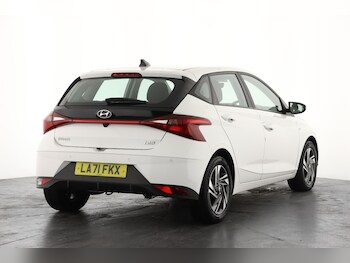 Used Hyundai i20 2022 for sale - 77256415: Photo