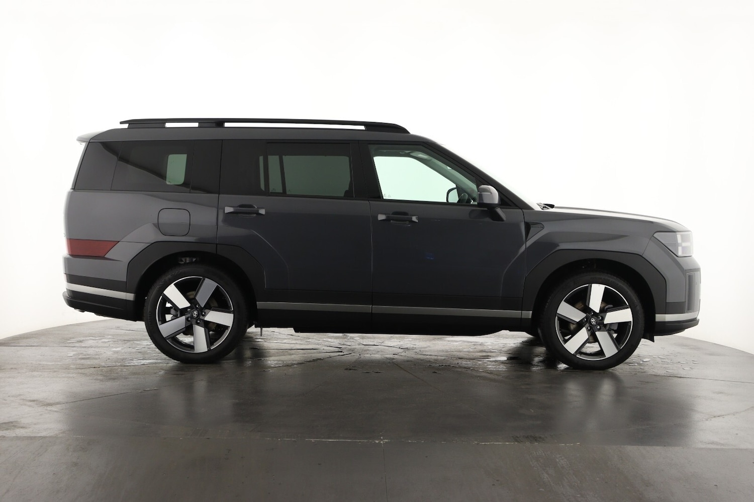 Used Hyundai Santa Fe 2025 for sale - 76104186: Photo 5