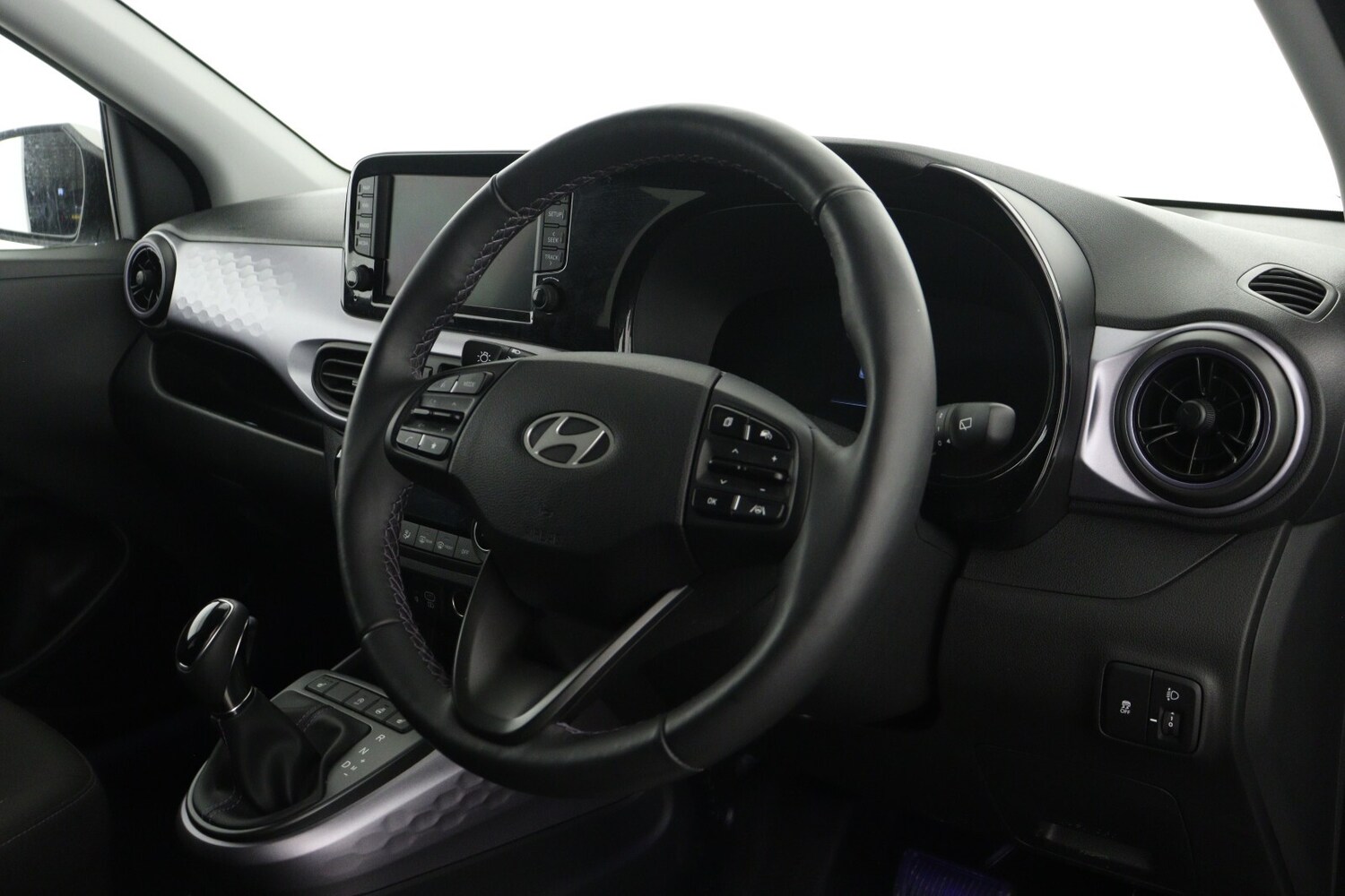 Used Hyundai i10 2024 for sale - 76870441: Photo 14