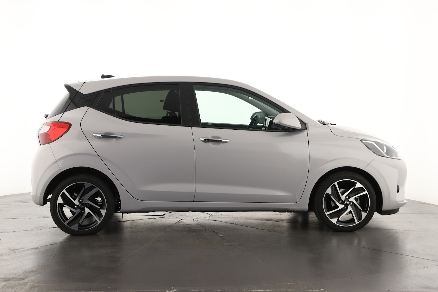 Used Hyundai i10 2024 for sale - 76870441: Photo 5