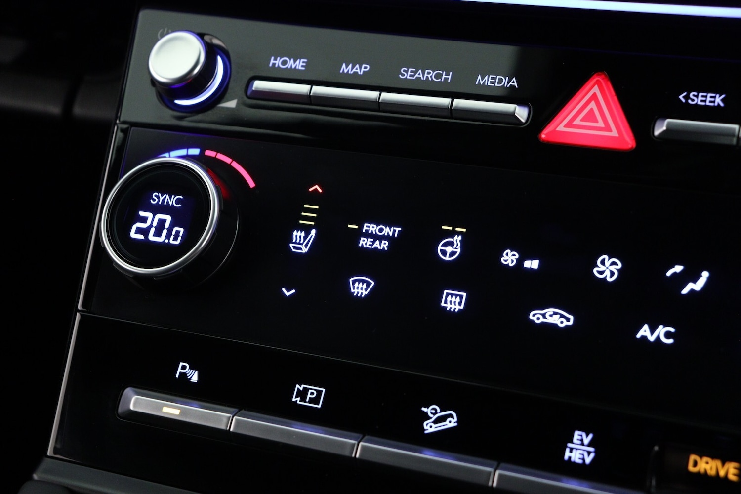 Used Hyundai Santa Fe 2025 for sale - 77087418: Photo 24