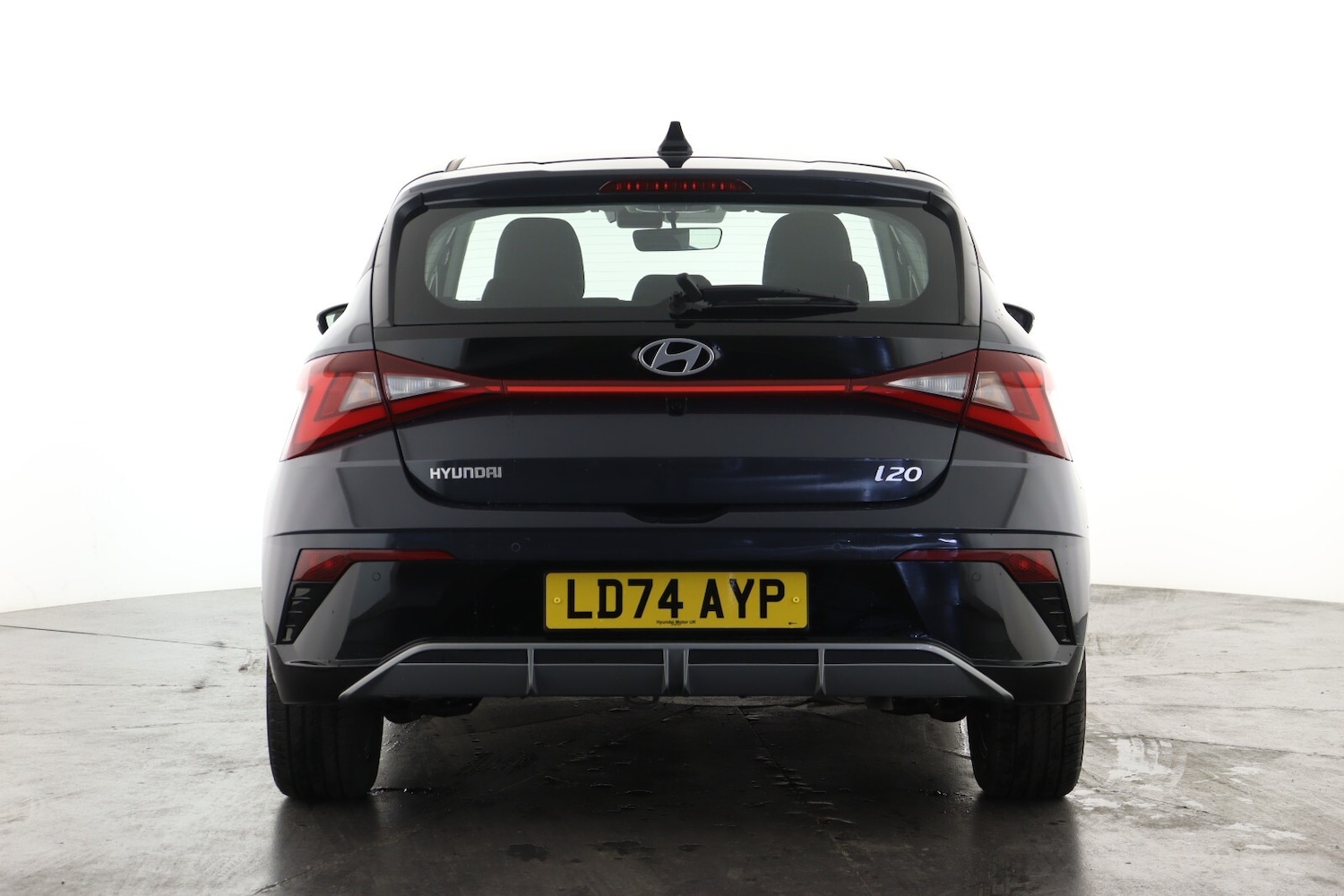 Used Hyundai i20 2024 for sale - 76400844: Photo 2