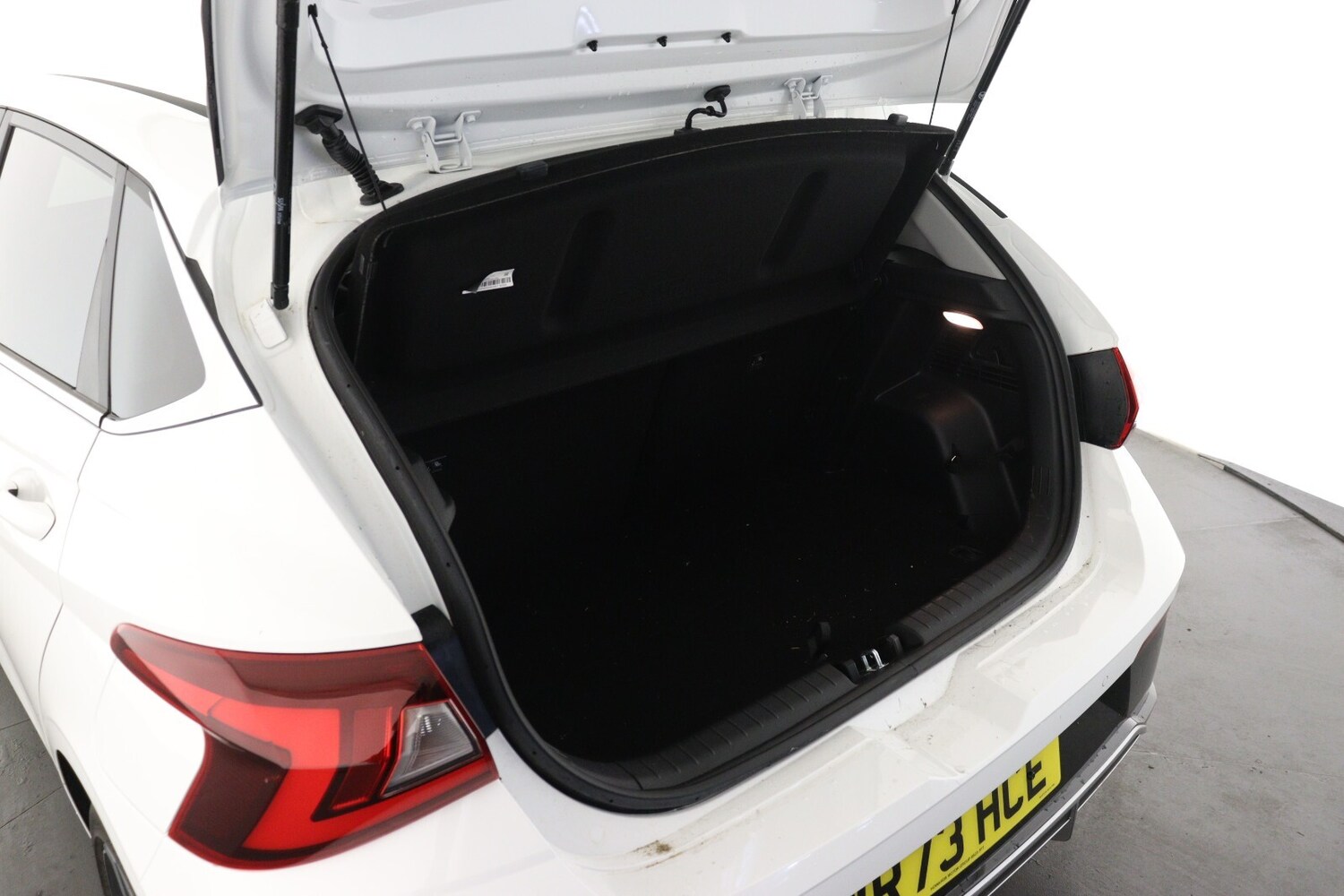 Used Hyundai i20 2023 for sale - 75967164: Photo 9