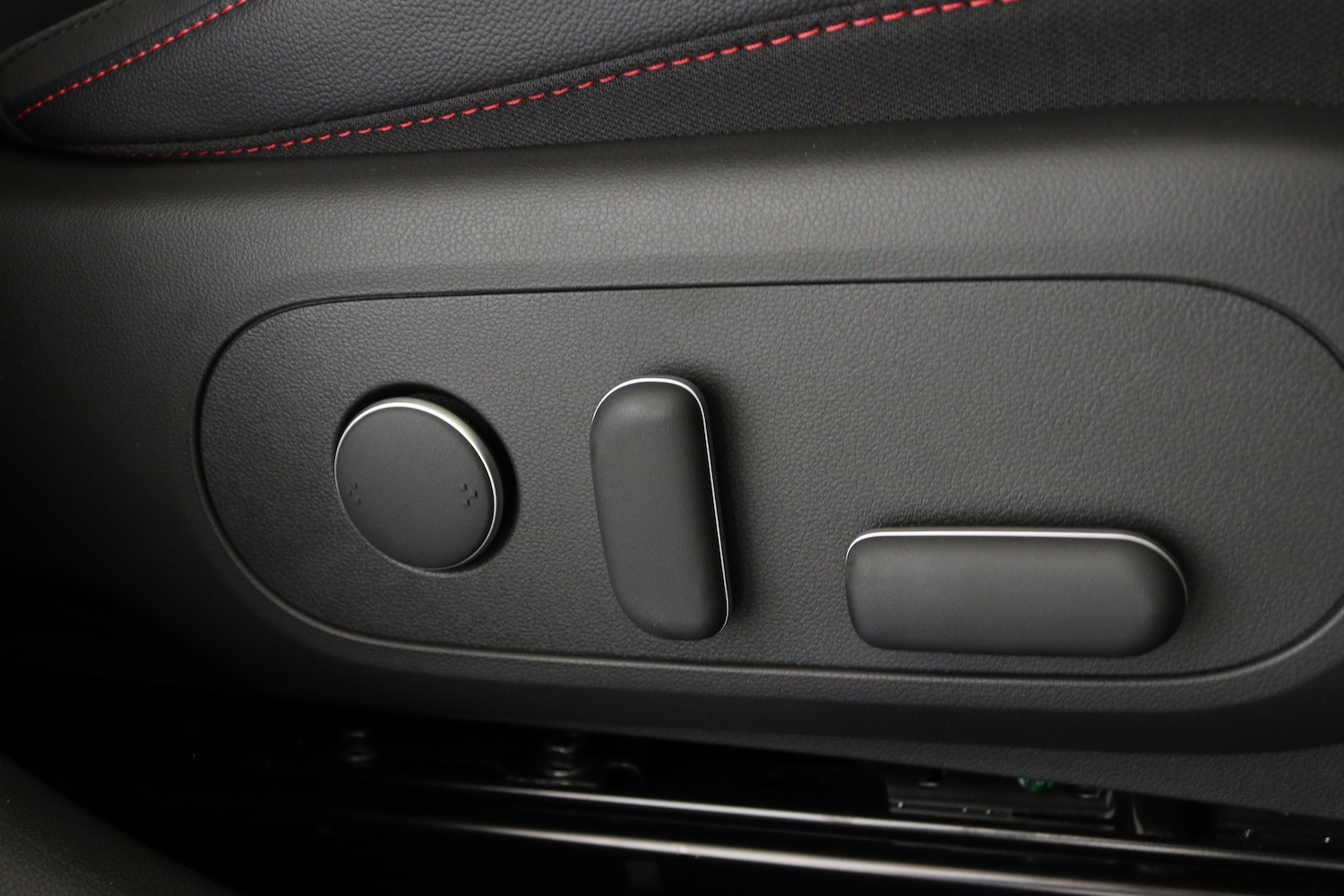 Used Hyundai KONA 2025 for sale - 76871824: Photo 18