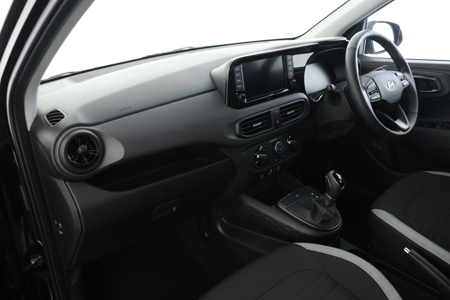 Used Hyundai i10 2025 for sale - 77193570: Photo 11