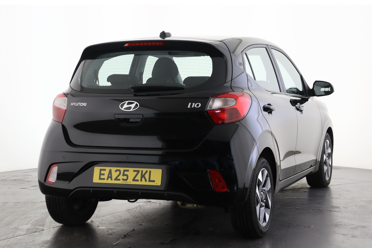 Used Hyundai i10 2025 for sale - 77193570: Photo 3