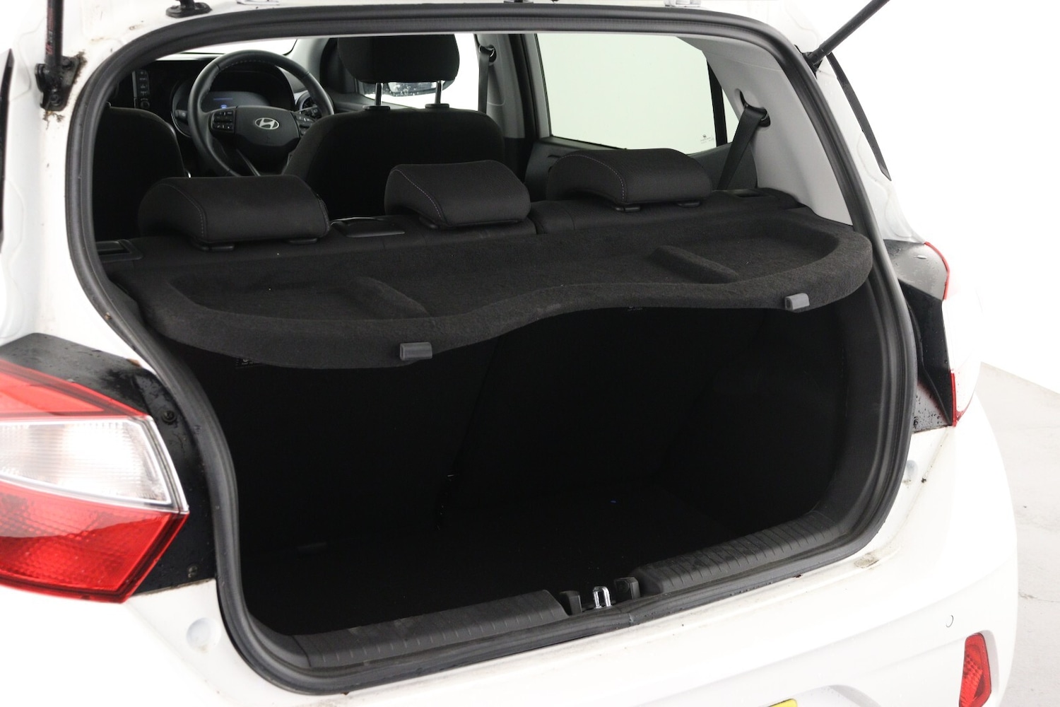 Used Hyundai i10 2024 for sale - 76874073: Photo 10