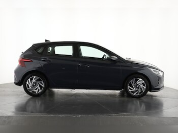 Used Hyundai i20 2024 for sale - 78152597: Photo