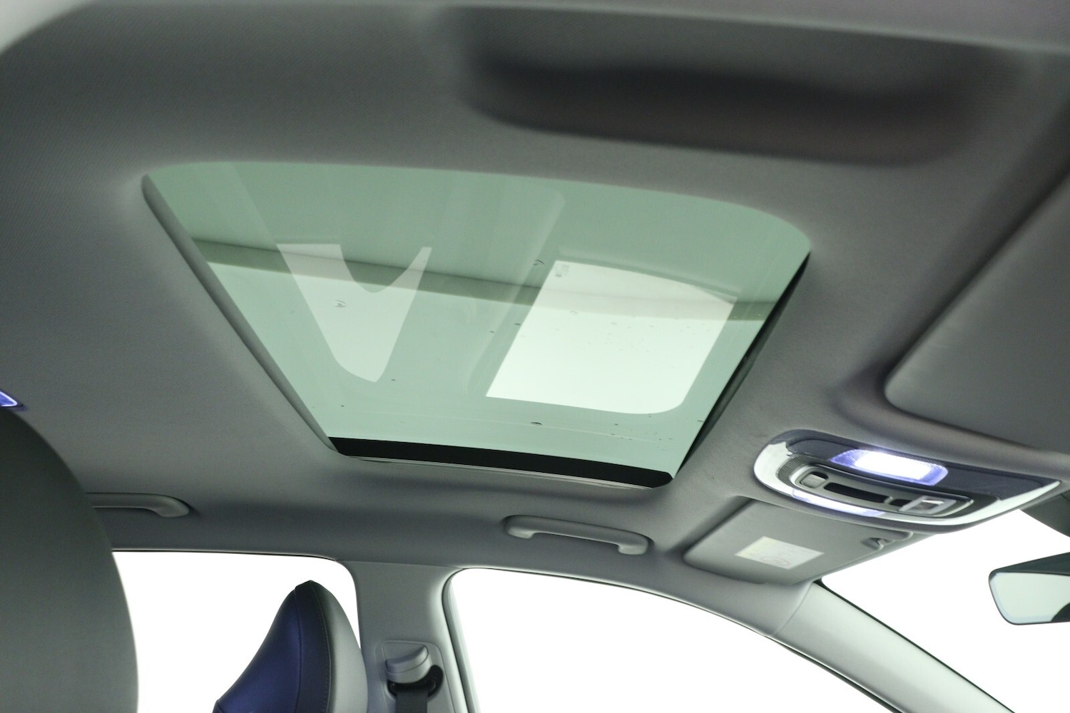 Used Hyundai KONA 2024 for sale - 76487460: Photo 15