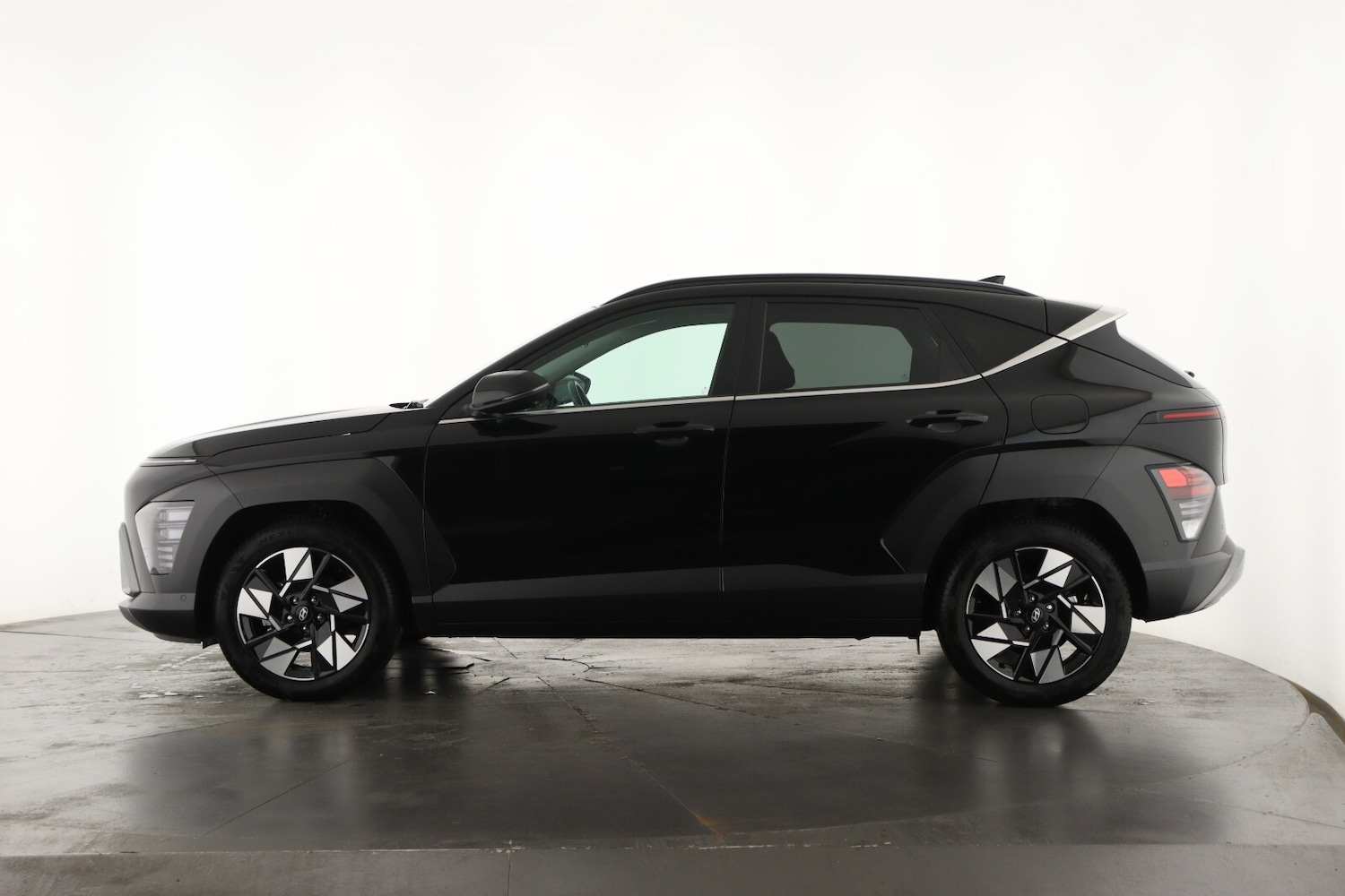 Used Hyundai KONA 2024 for sale - 76487460: Photo 8