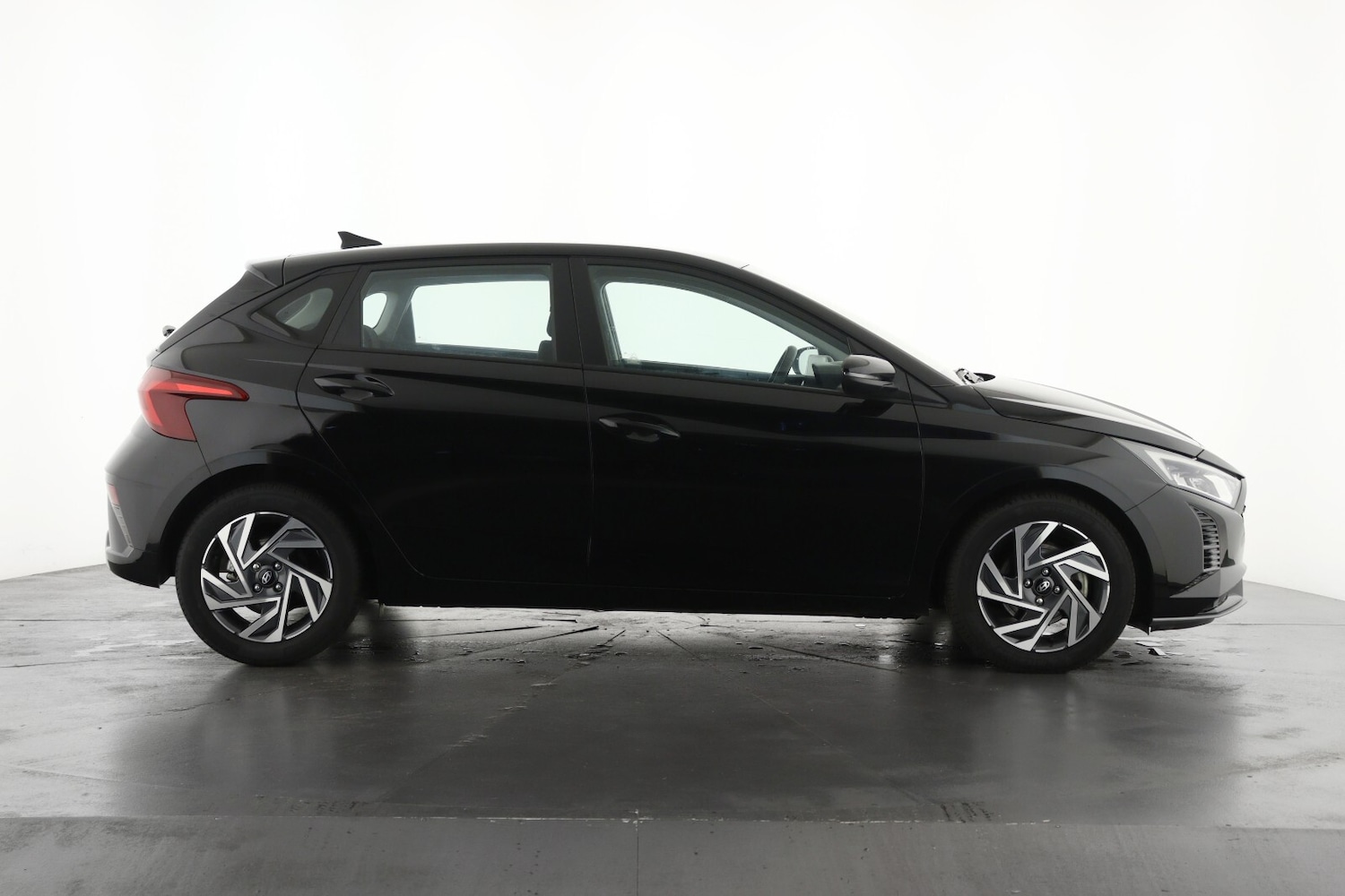Used Hyundai i20 2024 for sale - 77380969: Photo 4