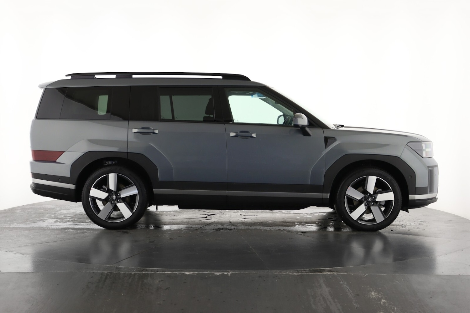 Used Hyundai Santa Fe 2025 for sale - 76874204: Photo 4