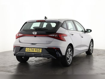 Used Hyundai i20 2024 for sale - 75796701: Photo