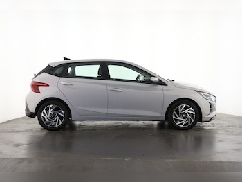 Used Hyundai i20 2024 for sale - 75796701: Photo