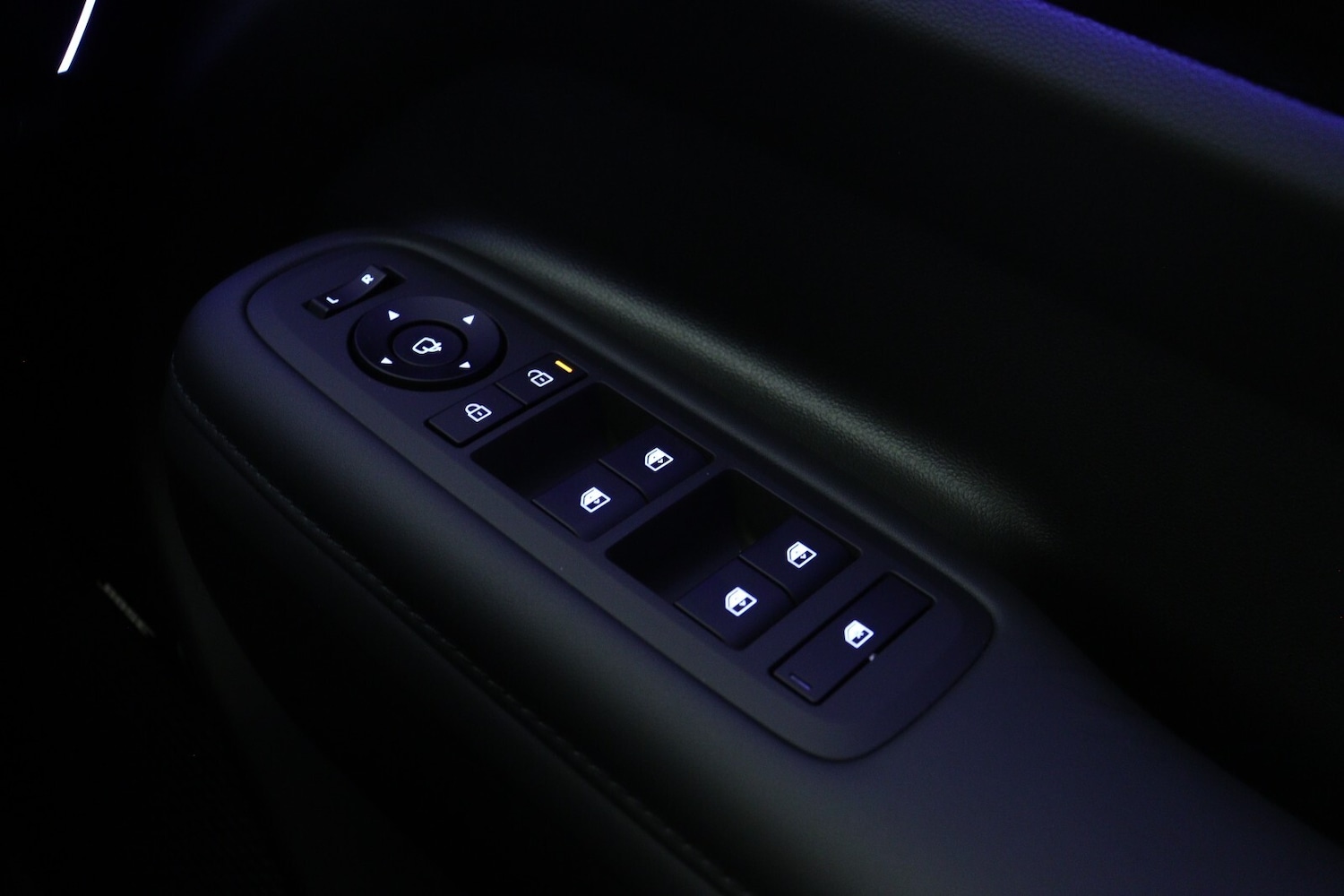 Used Hyundai Santa Fe 2025 for sale - 77087419: Photo 29