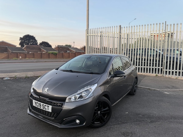 Used Peugeot 208 2019 for sale - 75210792: Photo 1