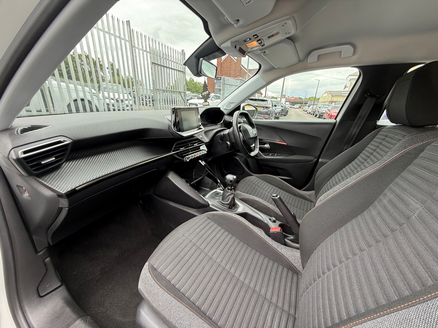 Used Peugeot 2008 2020 for sale - 76290199: Photo 8