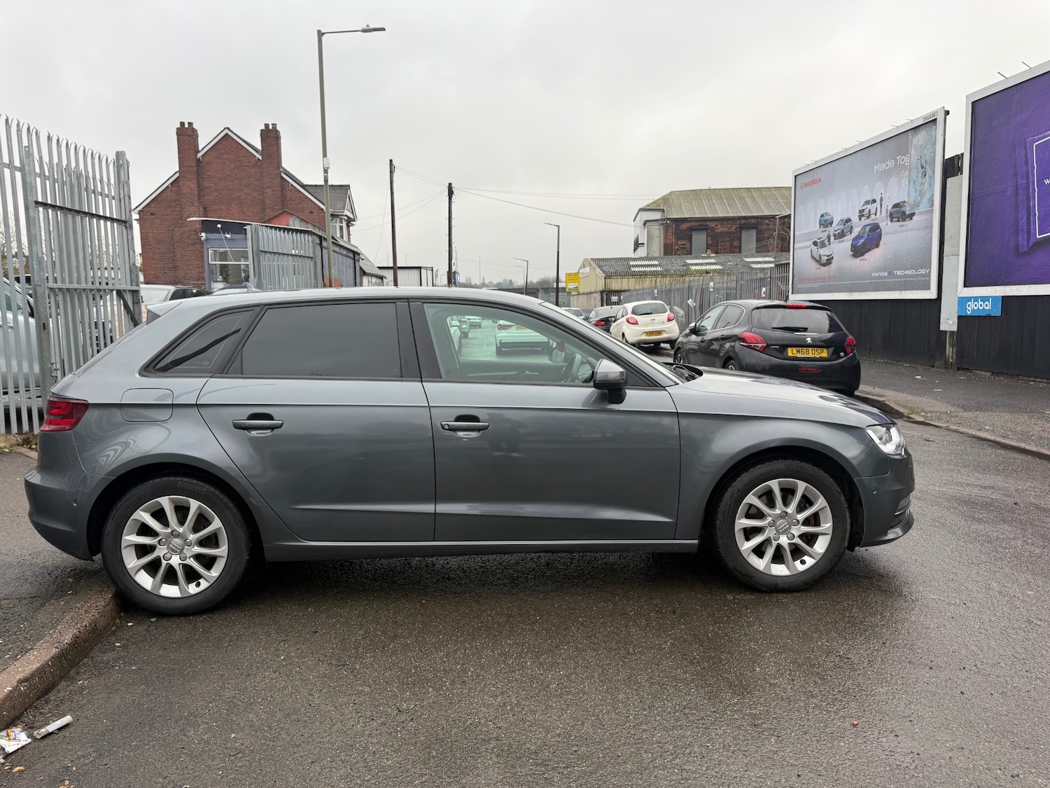Used Audi A3 2015 for sale - 77363884: Photo 9