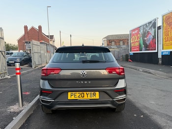 Used Volkswagen T-Roc 2020 for sale - 79223984: Photo