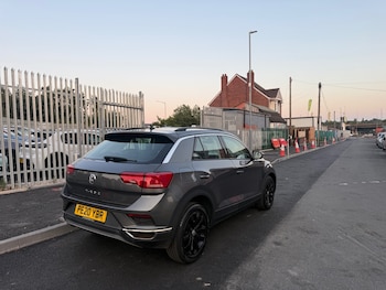 Used Volkswagen T-Roc 2020 for sale - 79223984: Photo