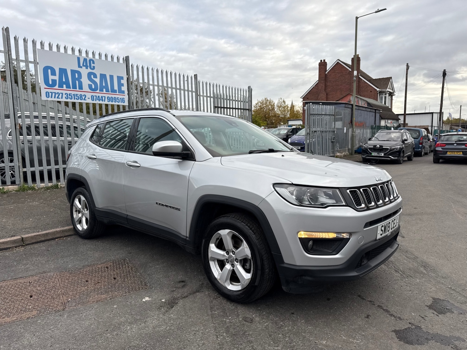 Used Jeep Compass 2018 for sale - 76384283: Photo 2