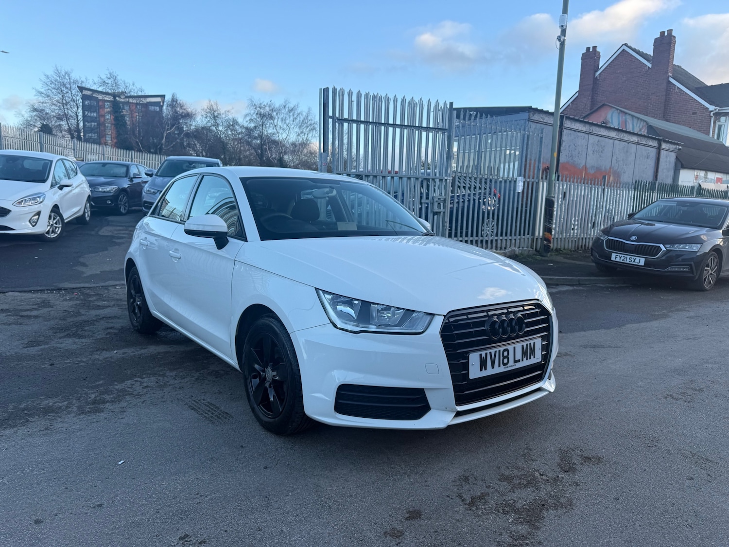 Used Audi A1 2018 for sale - 77012119: Photo 3