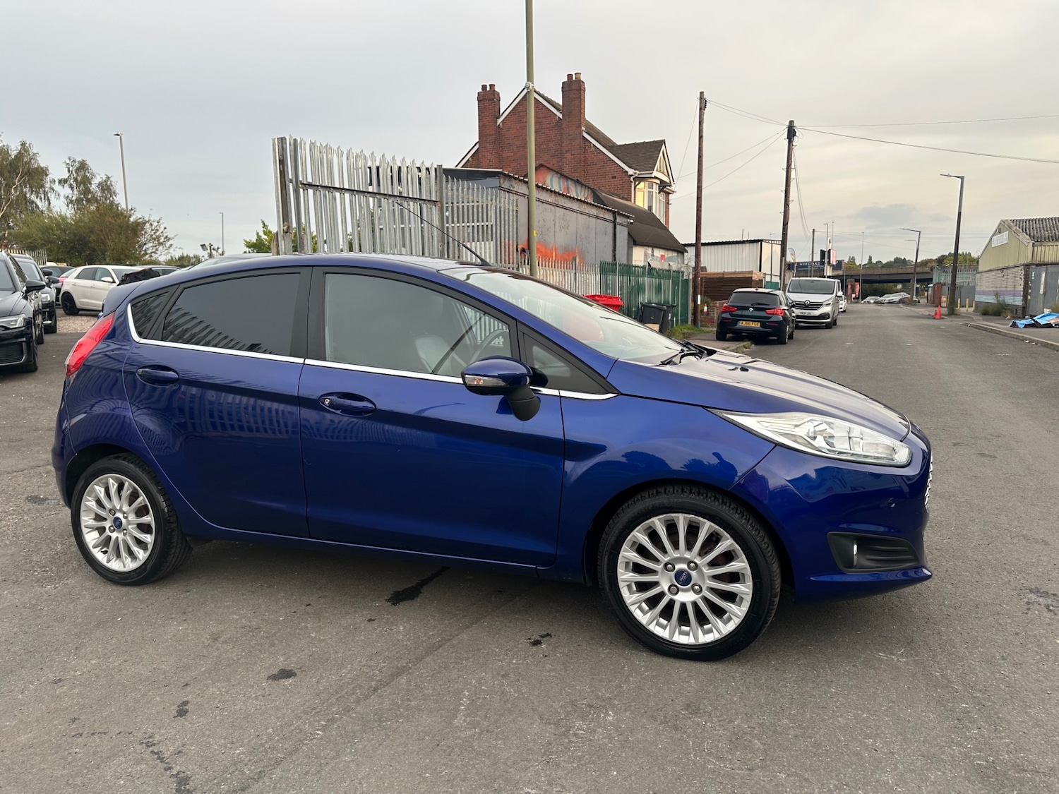Used Ford Fiesta 2015 for sale - 76017614: Photo 14
