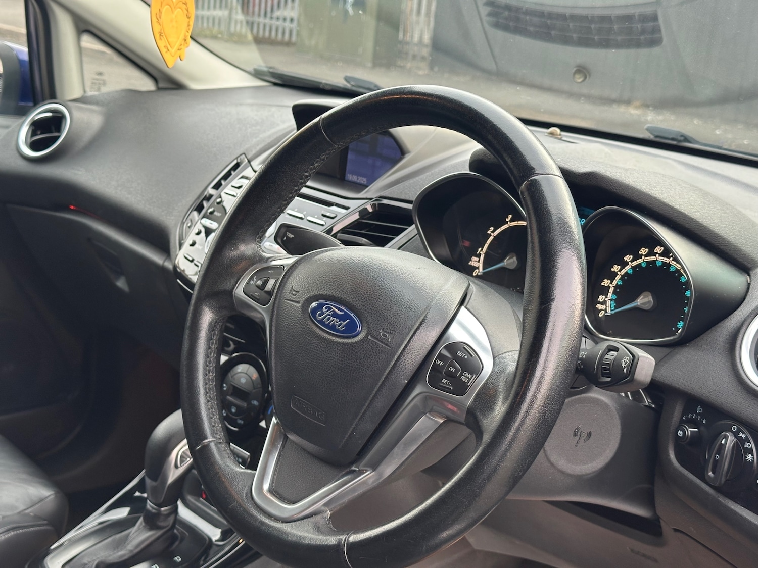 Used Ford Fiesta 2015 for sale - 76017614: Photo 20