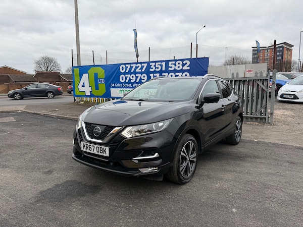 Used Nissan Qashqai 2017 for sale - 74060780: Photo 2