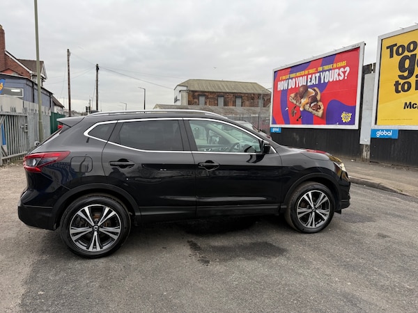 Used Nissan Qashqai 2017 for sale - 74060780: Photo 4
