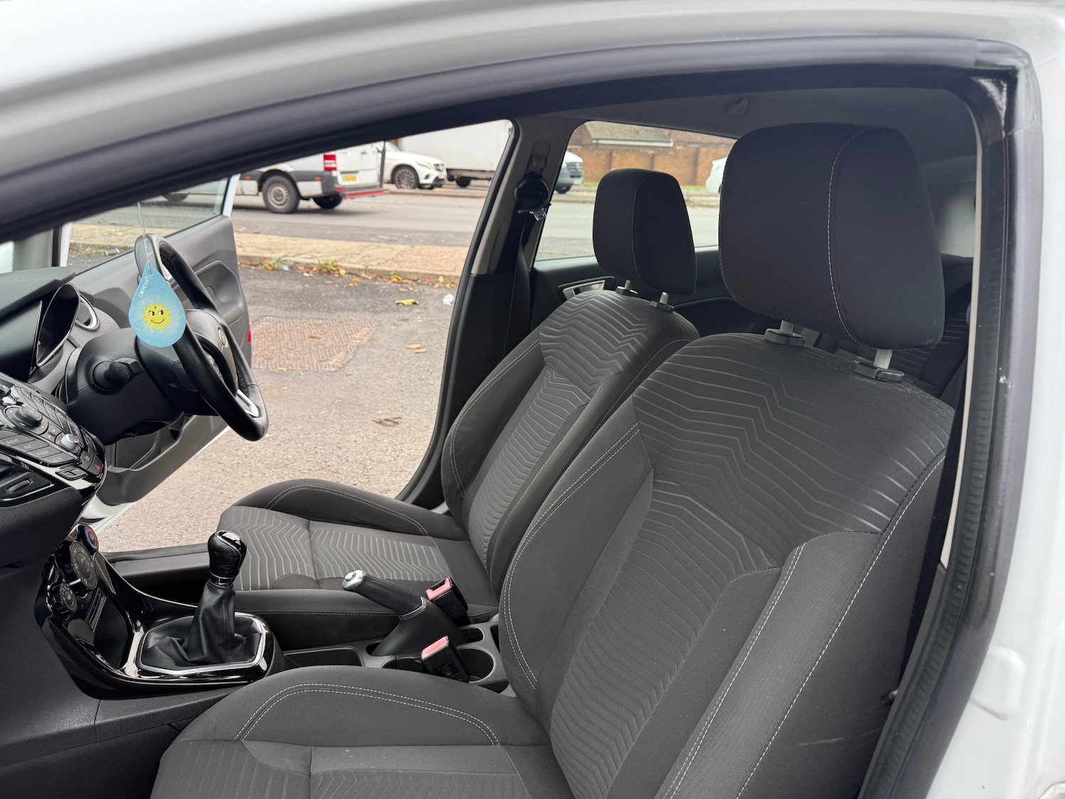 Used Ford Fiesta 2014 for sale - 76354997: Photo 10