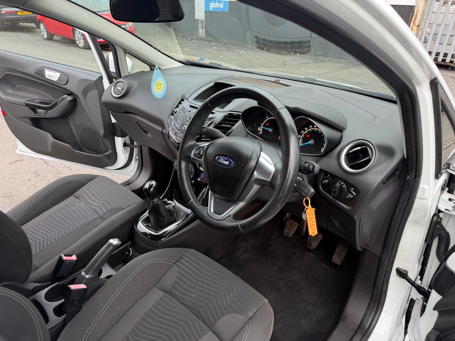 Used Ford Fiesta 2014 for sale - 76354997: Photo 15