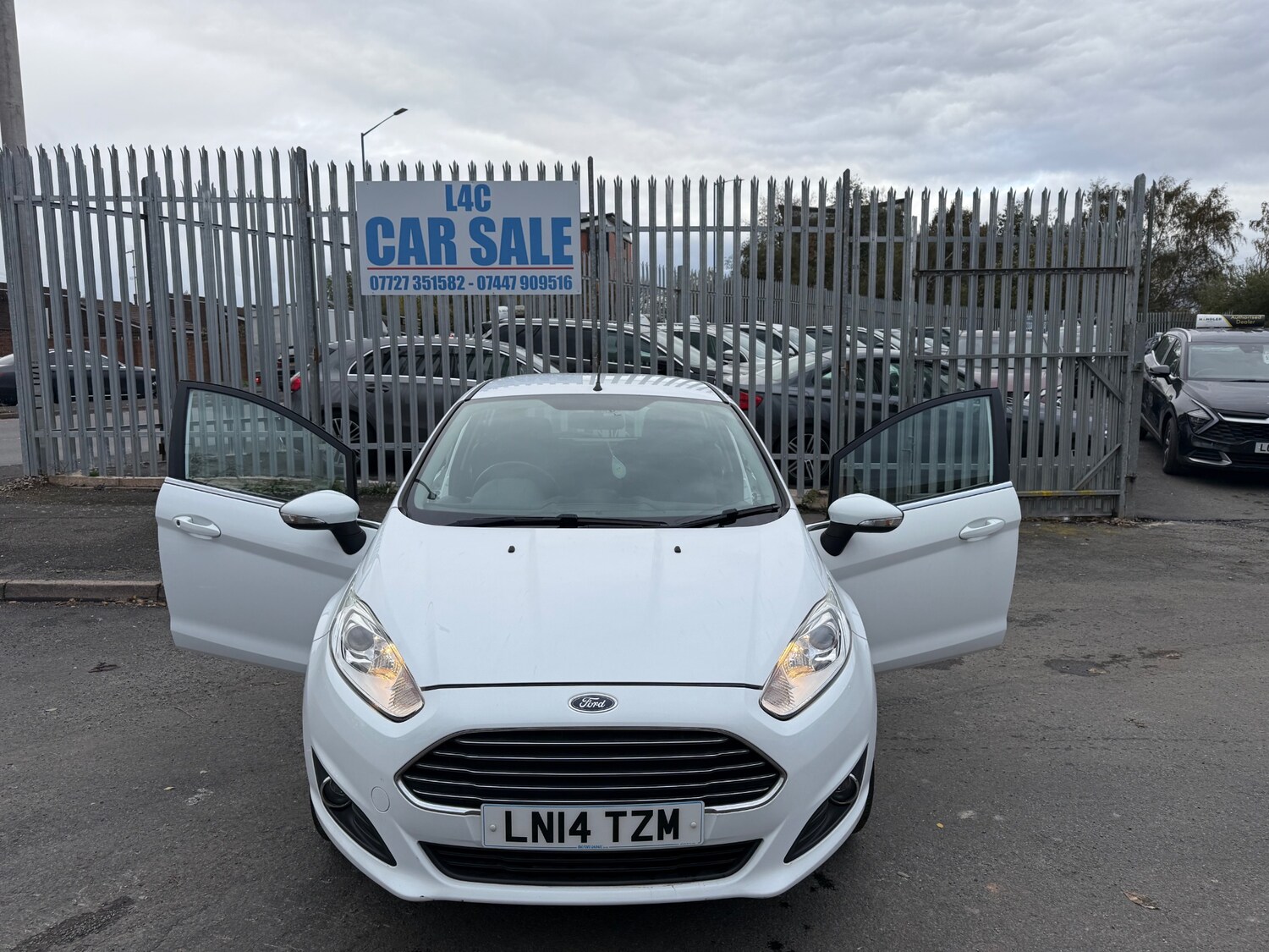 Used Ford Fiesta 2014 for sale - 76354997: Photo 7