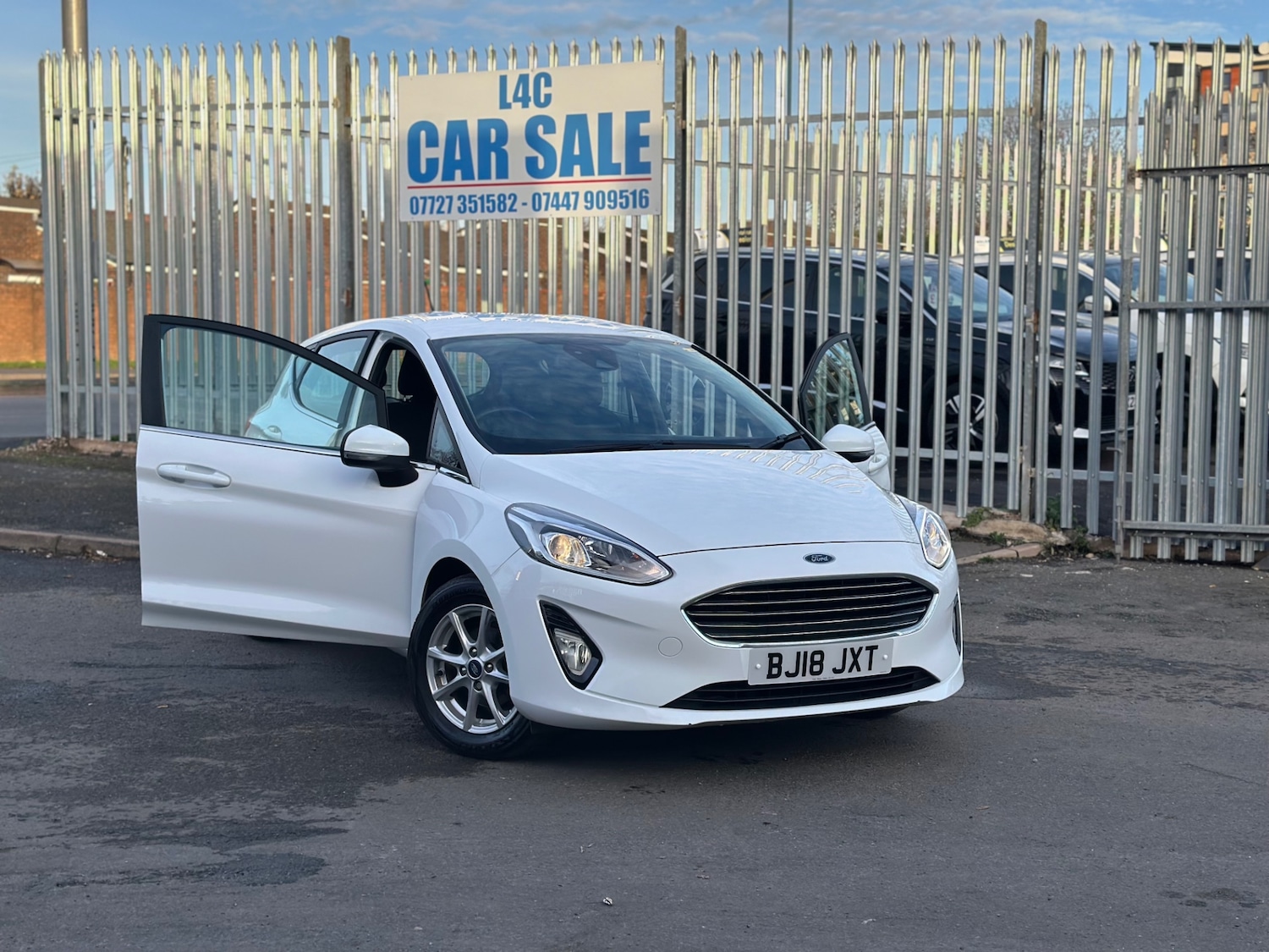 Used Ford Fiesta 2018 for sale - 76576996: Photo 3
